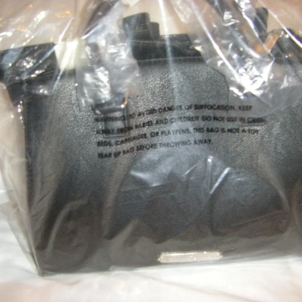 Betsey Johnson Studded Bow Satchel Bag Black Bow Studs + Keychain BB18265 NEW - Picture 10 of 14